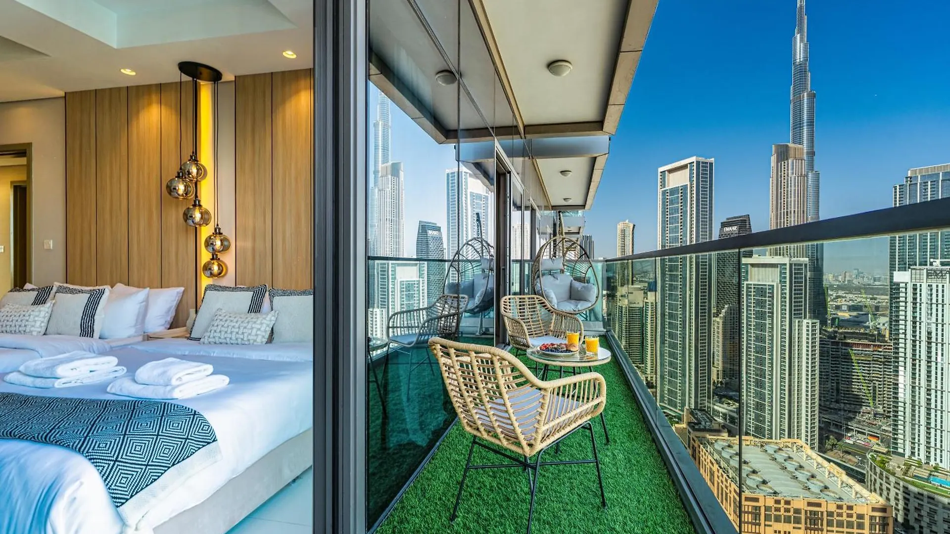 Dubai Scenic Infinity Pool With Burj Khalifa Views Apartment United Arab Emirates