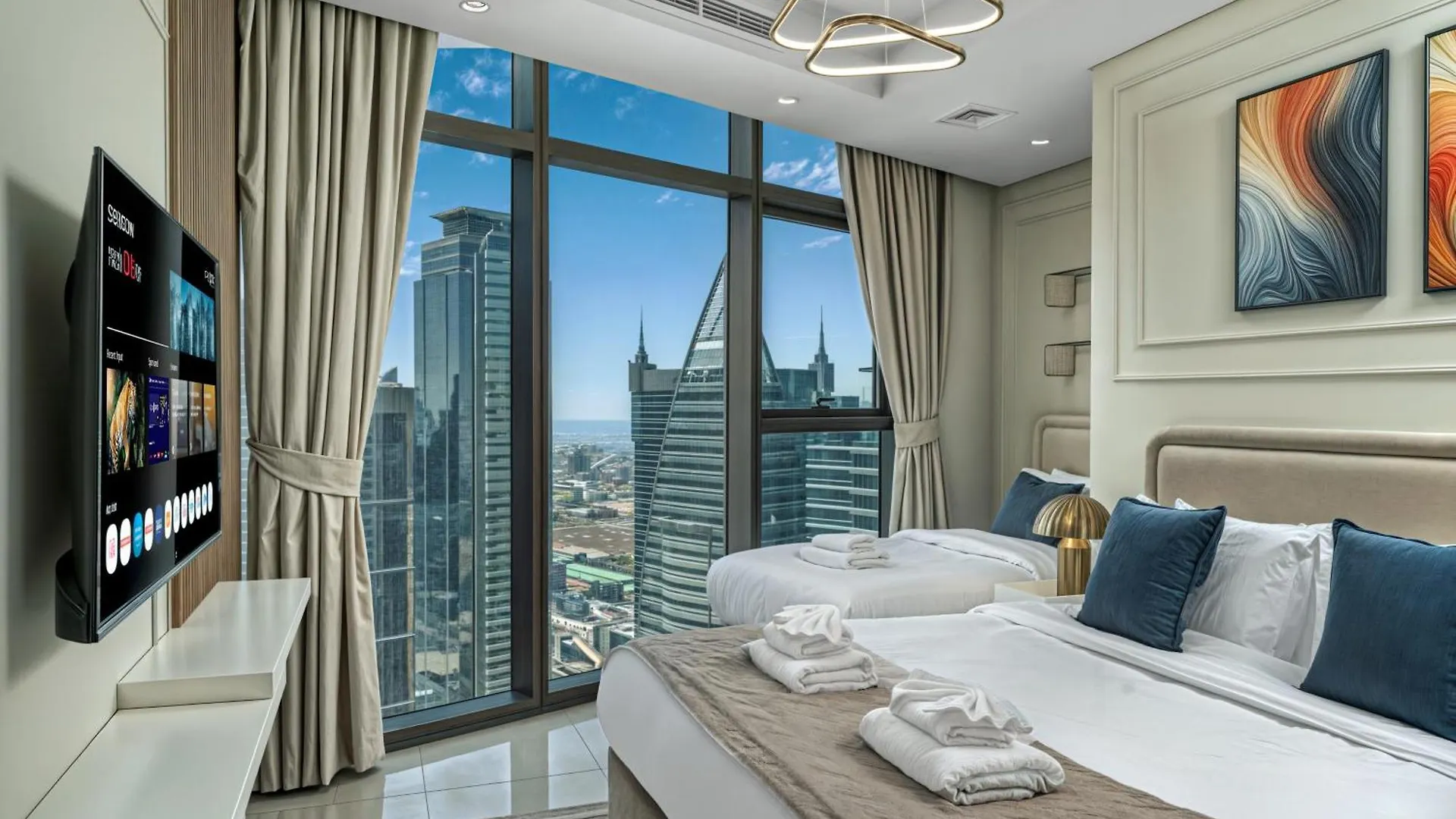 Dubai Scenic Infinity Pool With Burj Khalifa Views Apartment