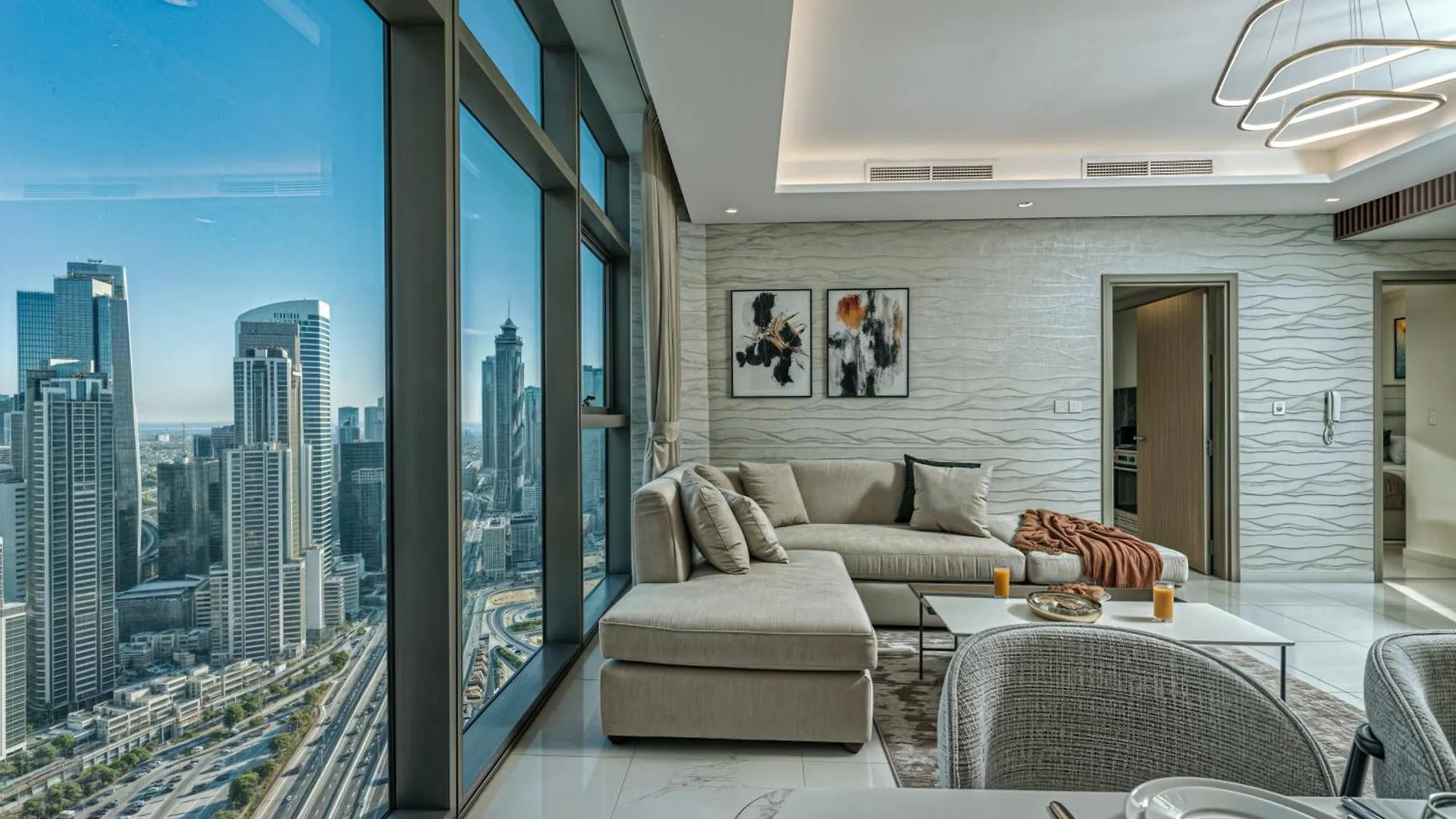 Dubai Scenic Infinity Pool With Burj Khalifa Views Apartment