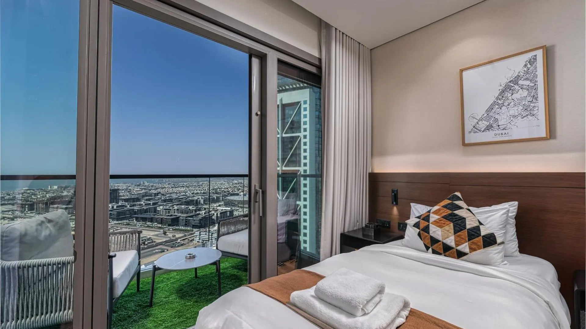 Appartamento Dubai Scenic Infinity Pool With Burj Khalifa Views